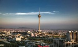 باید ساختمان‌های باشکوه در ایران ساخته شود