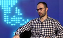 بررسی اقتصاد دلاری در ایران در گفت‌وگوی تفصیلی با طاهر رحیمی: بازار آزاد یک بازار عمیق و مخرب برای اقتصاد کشور/ ارز بازار آزاد صرف خروج سرمایه و قاچاق می‌شود