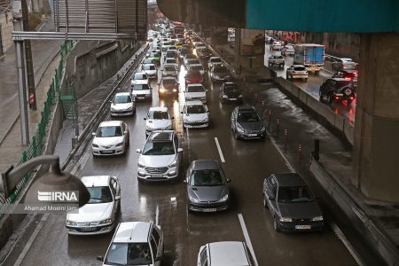 مصرف بنزین اکثر خودروهای داخلی ۲ برابر استانداردهای جهانی است