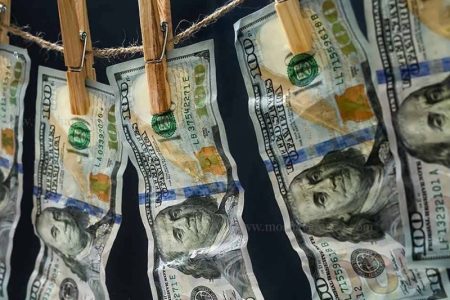 پای کدفروشان موبایل به پرونده پولشویی باز می‌شود؟