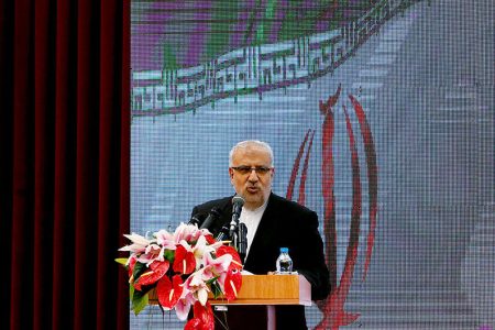 وزیر نفت اعلام کرد: رشد ۳.۵ برابری ارزش صادرات نفتی ایران در دولت سیزدهم