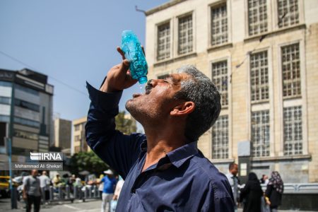 رئیس مرکز مدیریت بحران خشکسالی هواشناسی به ایرنا اعلام کرد؛ تهران در آستانه شکستن رکورد تاریخی گرما/ مرداد، گرم‌ترین ماه تاریخ می‌شود؟