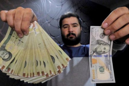 دلار نیمایی ۷۵ تومان گران شد؛ امروز یکم مهر ماه؛ نرخ ارز در مرکز مبادله ایران