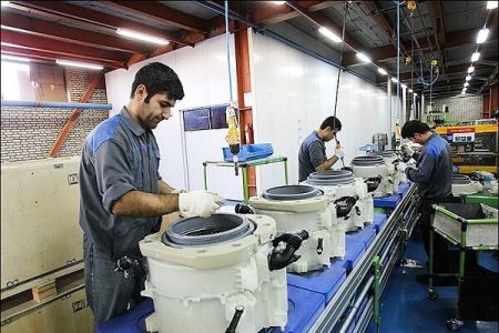 شامخ مرداد نشان داد؛ اقتصاد در منطقه رکود؛ فرار نیروی کار از بخش تولید