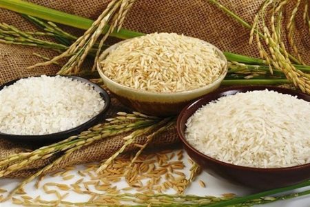 برنج وارداتی ۴۰هزارتومانی را ۸۰هزار تومان به مردم می‌فروشند