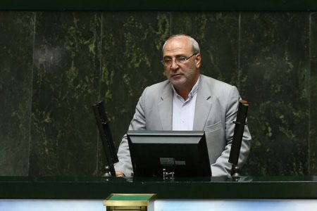 نایب رئیس کمیسیون اصل ۹۰ در گفت‌و‌گو با «دانشجو»: طرح ممنوعیت واردات کالا‌های مشابه داخلی تدوین شده است