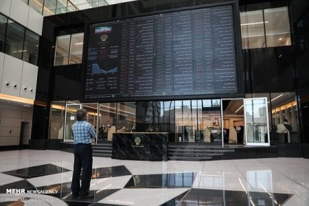 بورس ۲۳ فروردین؛ شاخص هم منتظر نتیجه مذاکرات