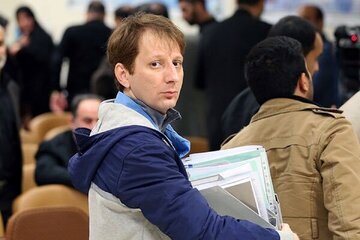ماجرای توئیت عجیب بابک زنجانی درباره سرمایه‌گذاری ۶۴ هزار میلیاردی در صنعت ریل