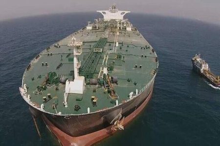 تنگه هرمز شاهراه صادرات یک‌ پنجم نفت جهان