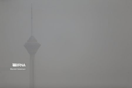 خیزش گرد و خاک در دامنه های جنوبی البرز
