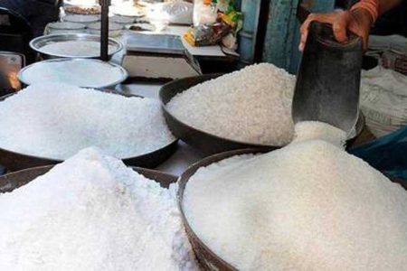 مصرف ۲ میلیون و ۲۰۰ هزارتن شکر در سال