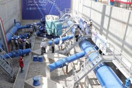 انتقال آب دریا به پالایشگاه اصفهان عملیاتی شد
