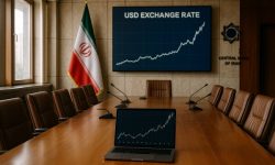 بازار دلار؛ میدانی که دولت خود بازیگر و داور آن است