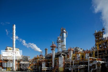 دستیار ویژه معاون وزیر نفت: تحقق اهداف صنعت پتروشیمی به ۲۴ میلیارد دلار سرمایه نیاز دارد