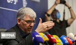 رئیس سازمان فضایی ایران در گفت و گو با ایرنا خبر داد: پرتاب ۲۰ ماهواره در سال آینده /پرچم ایران به ماه می رود